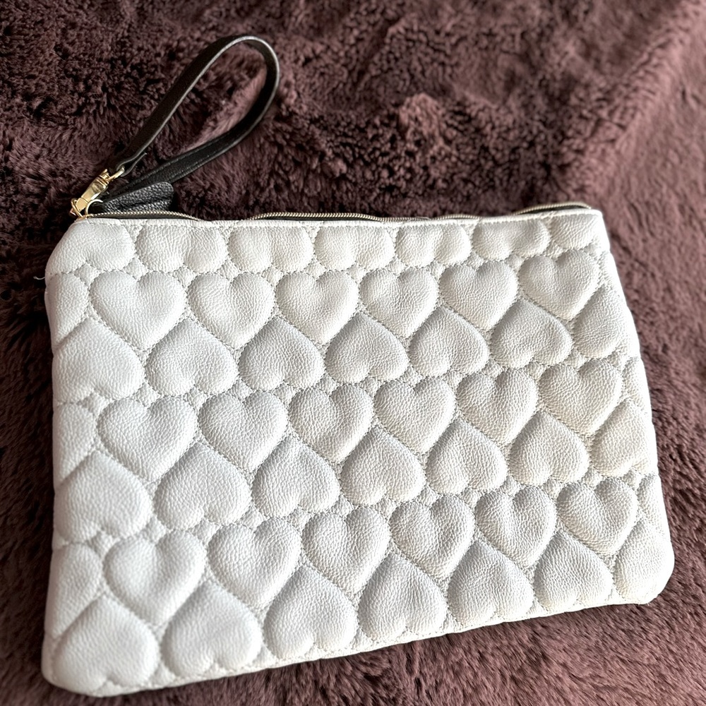 Betsey Johnson large wrist tote